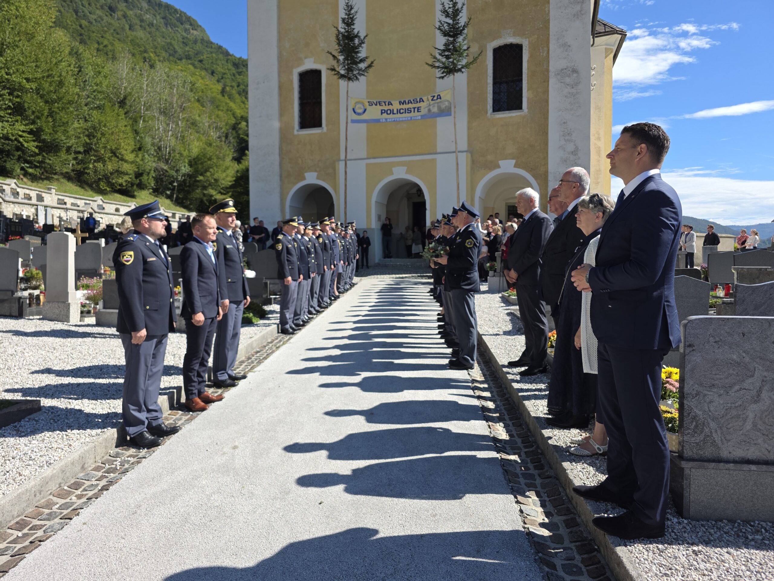 V Bohinju je bila 22. sveta maša za policiste